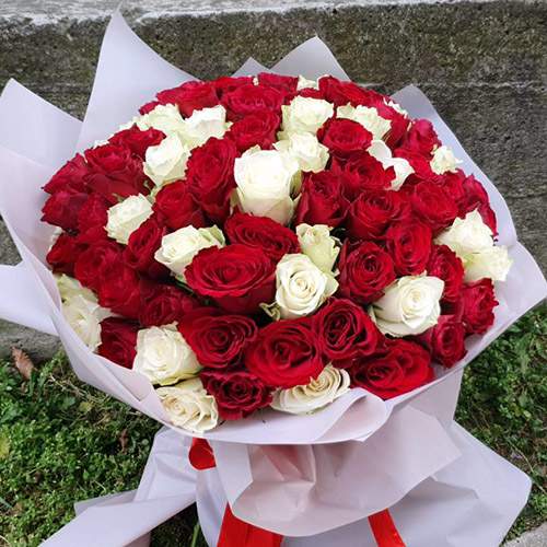 квіти та подарунки на 8 Березня в категорії 101 Троянда | «Ирпень Роза»