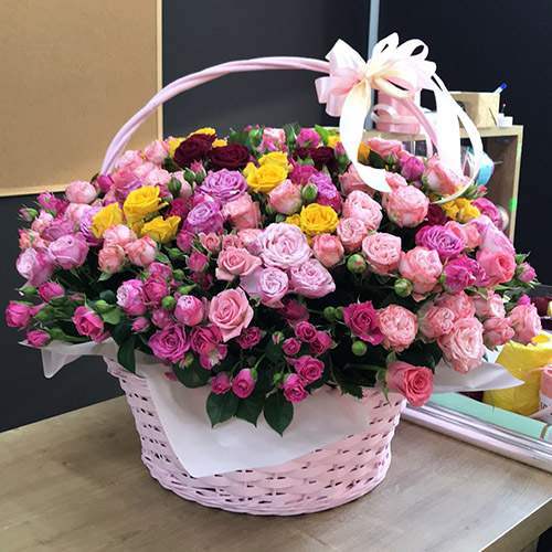 product category Flowers in baskets | Irpin | «Ірпінь Роза»